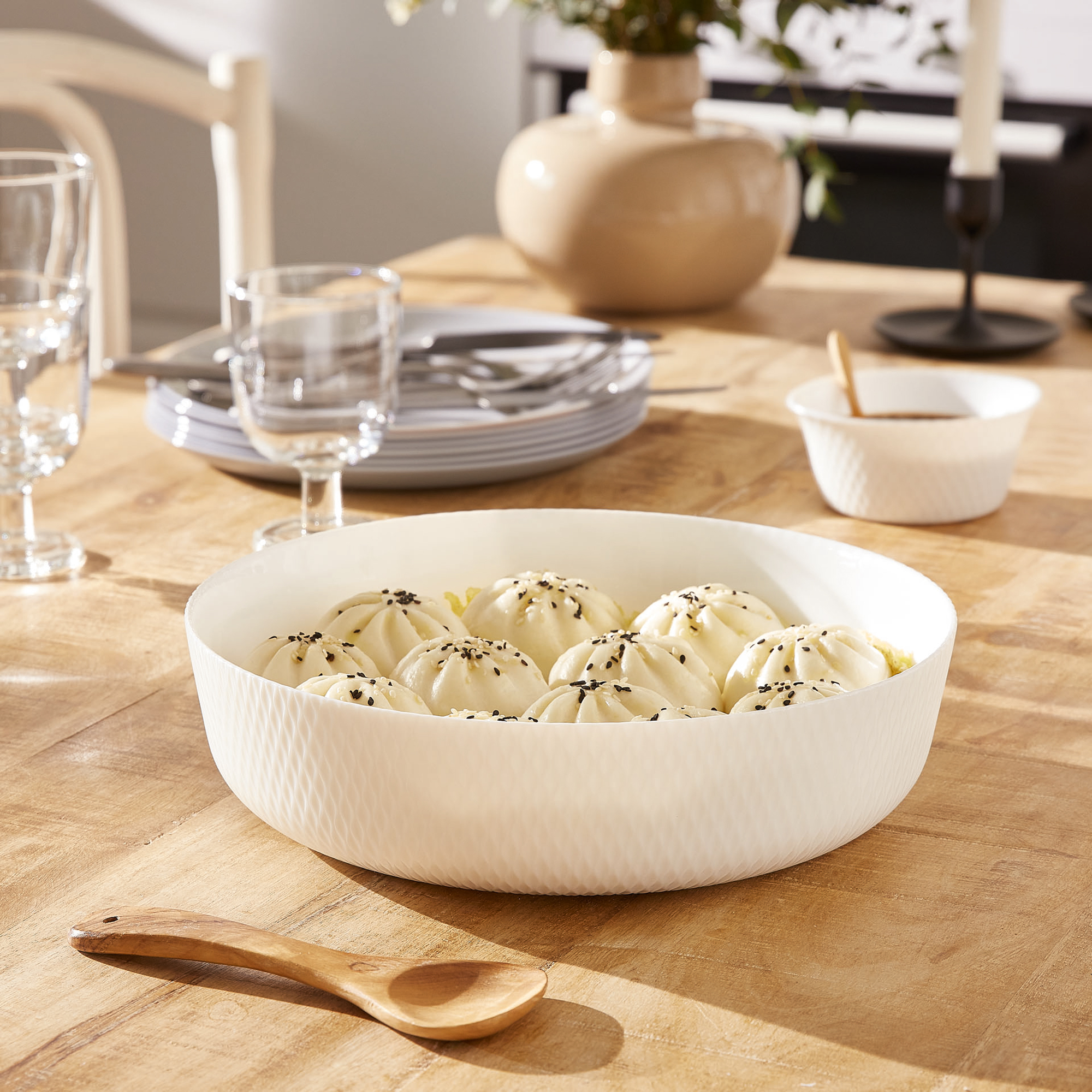 Kulatá zapékací mísa Smart Cuisine Wavy 26 cm LUMINARC