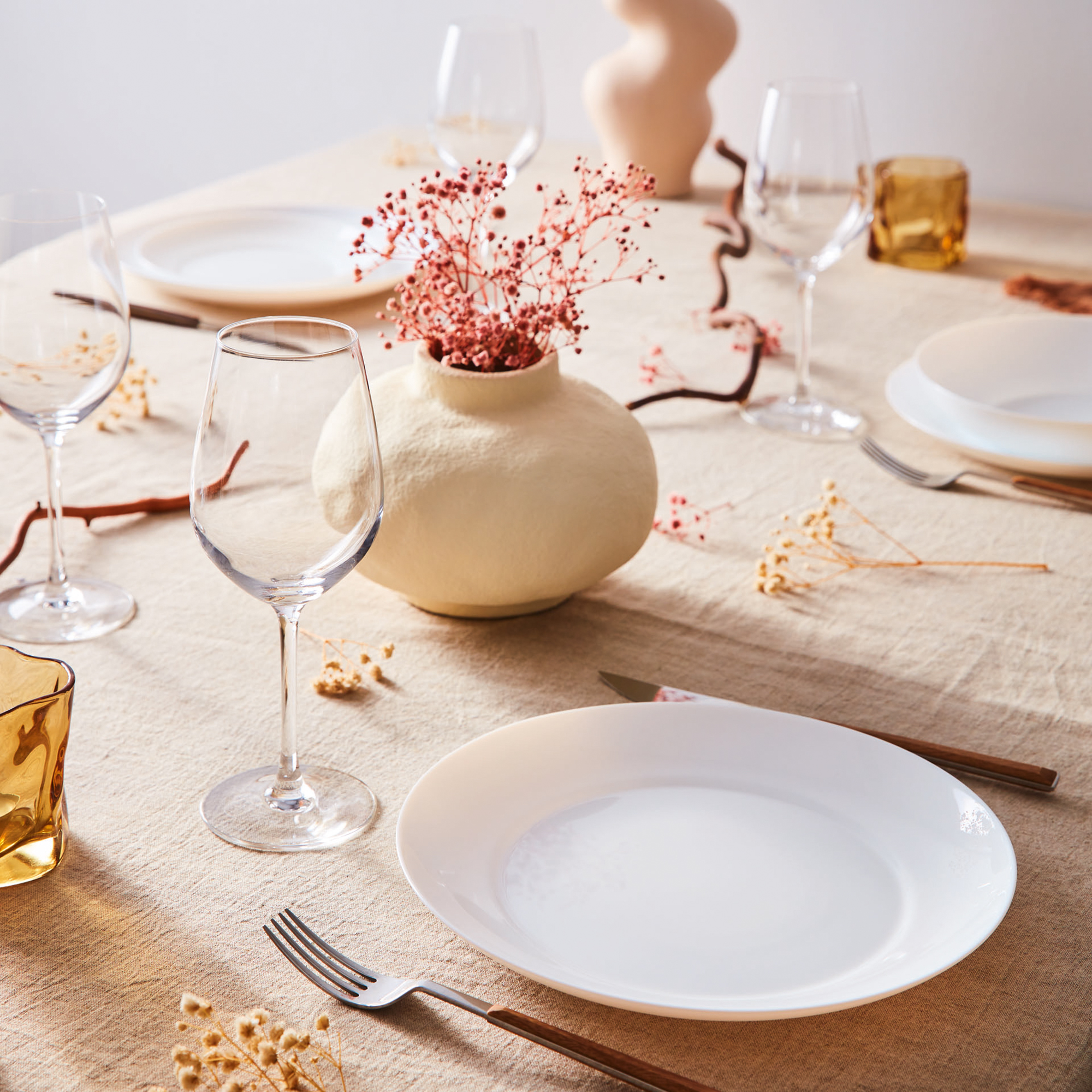 Mělký talíř Apy 25 cm LUMINARC