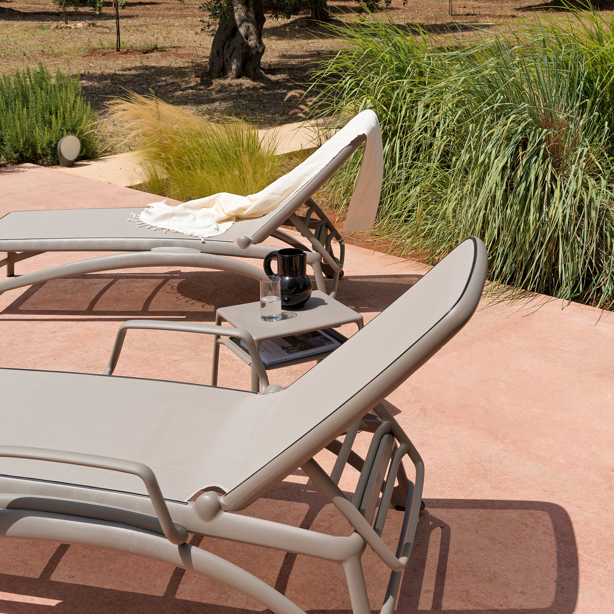 Zahradní plastové lehátko Atlantico Tortora NARDI