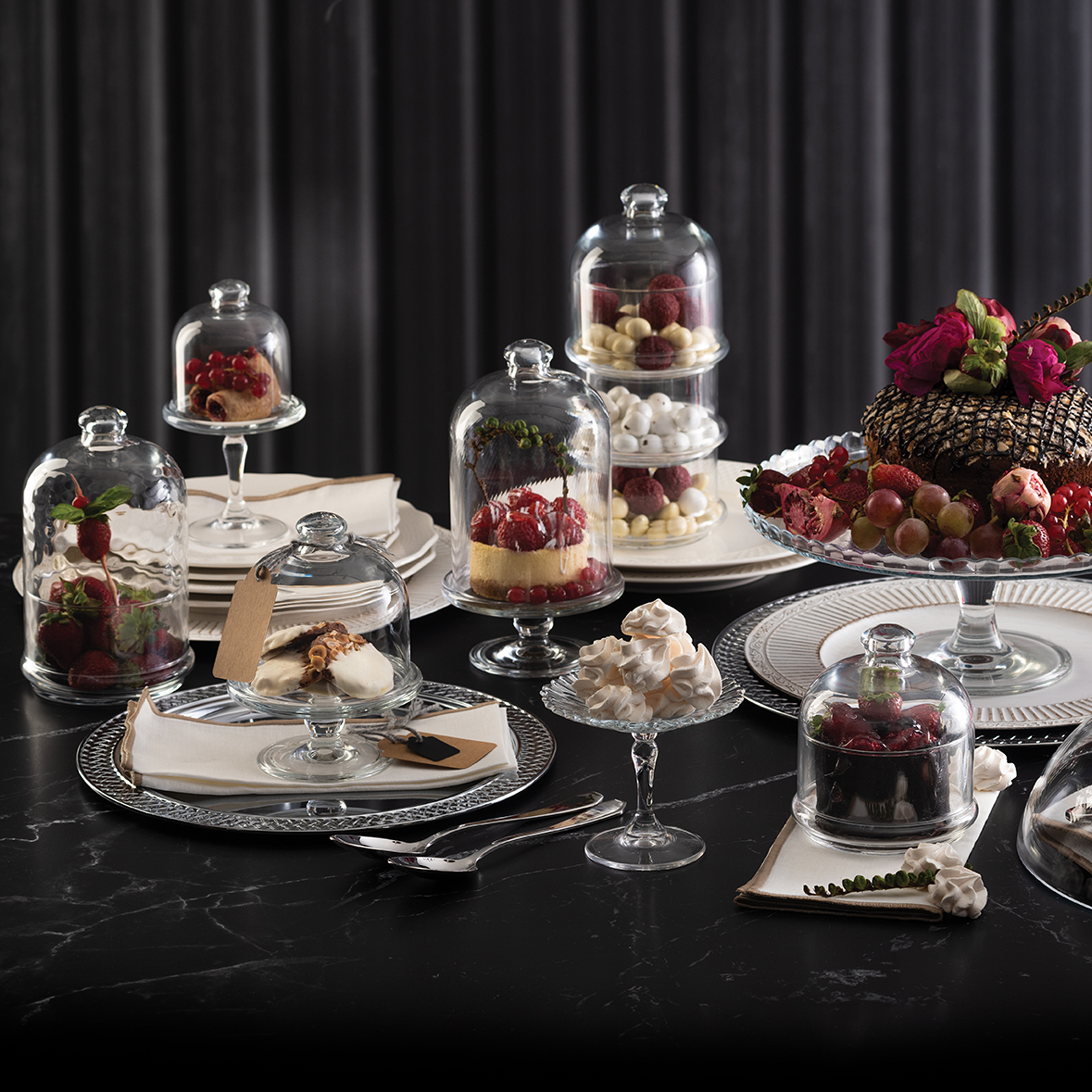 Dvojposchodová nádobka Villa Patisserie 16,7 cm PASABAHCE