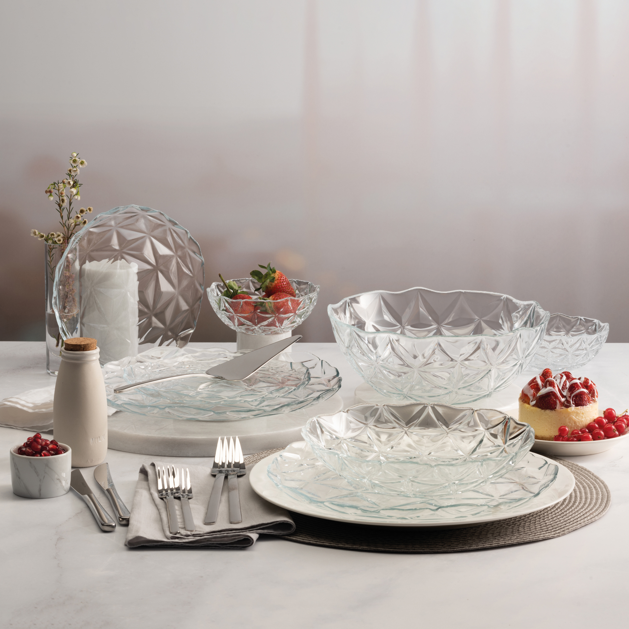 Servírovací talíř Estrella 28 cm PASABAHCE