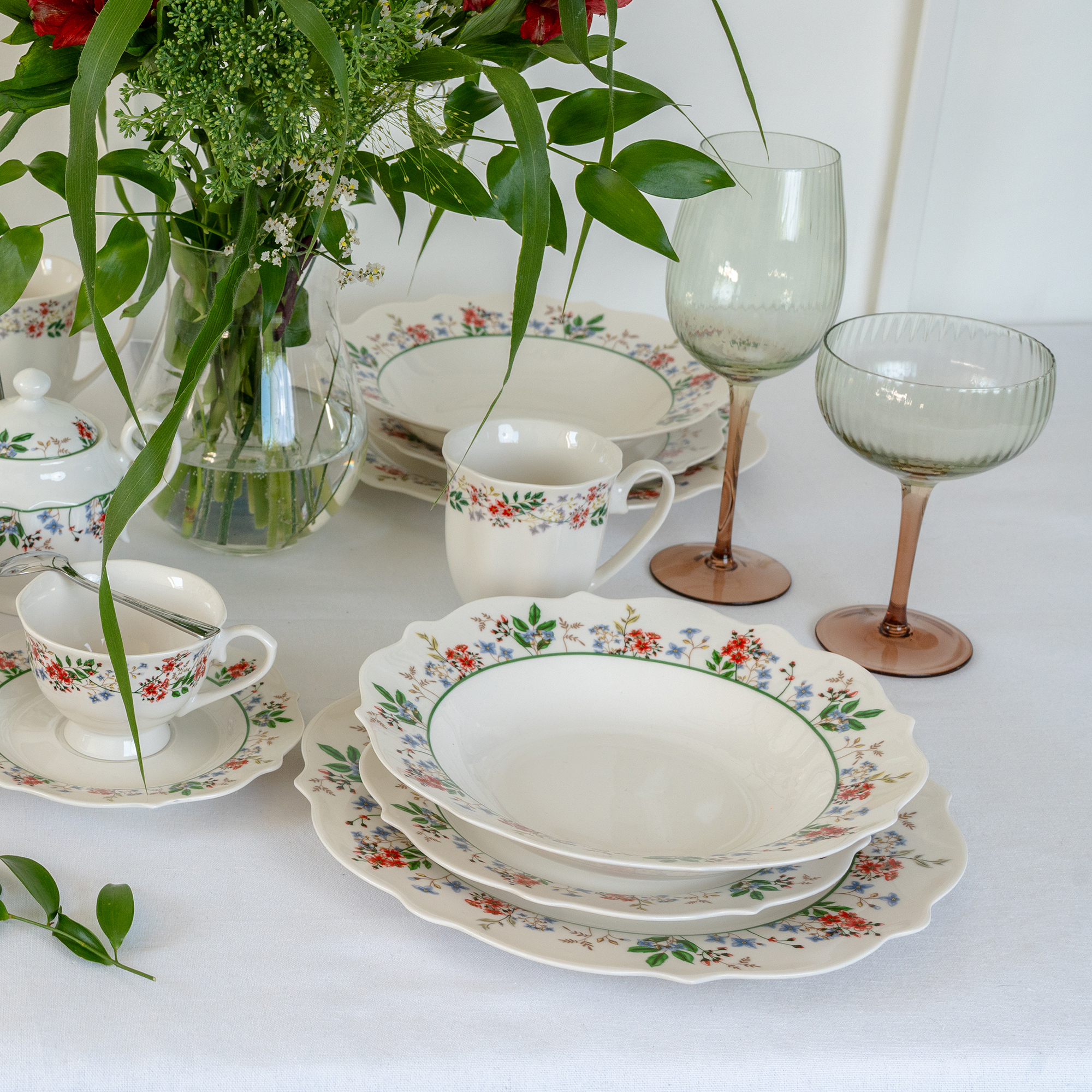 Porcelánový hlboký tanier Rosalia 23 cm AMBITION