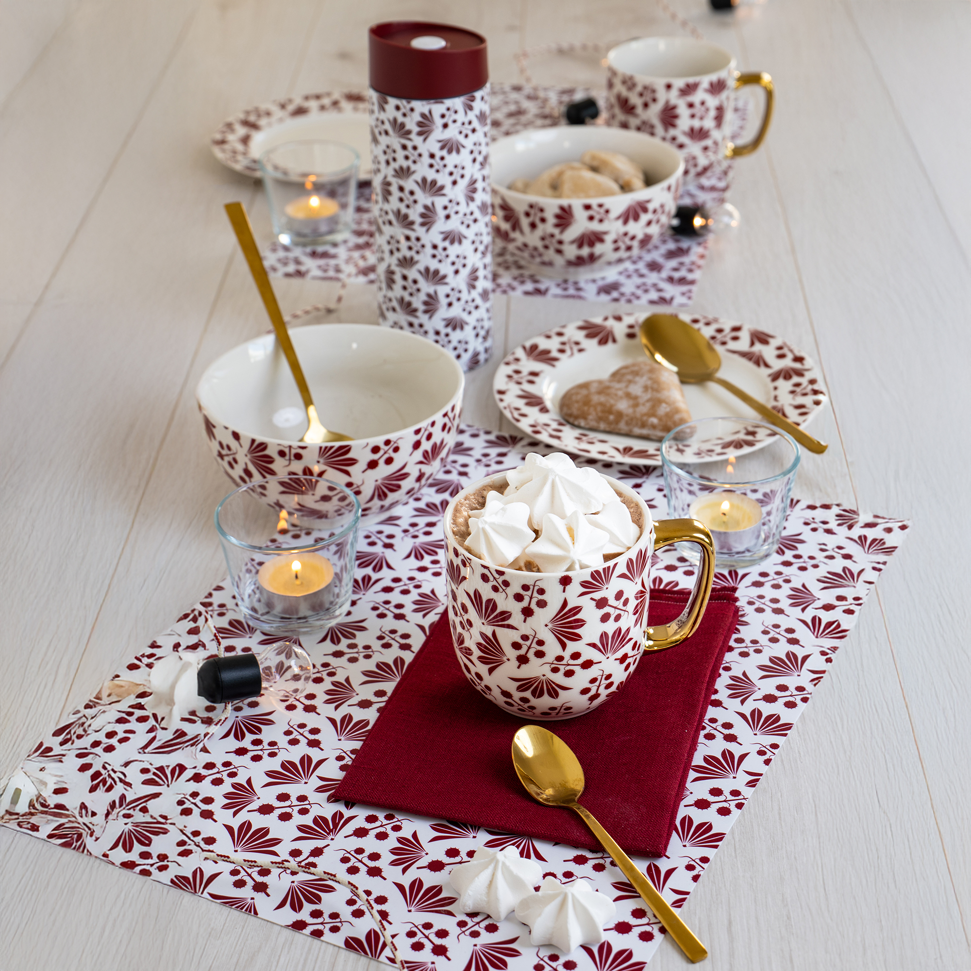 Porcelánový hrnek Rubi 390 ml AMBITION