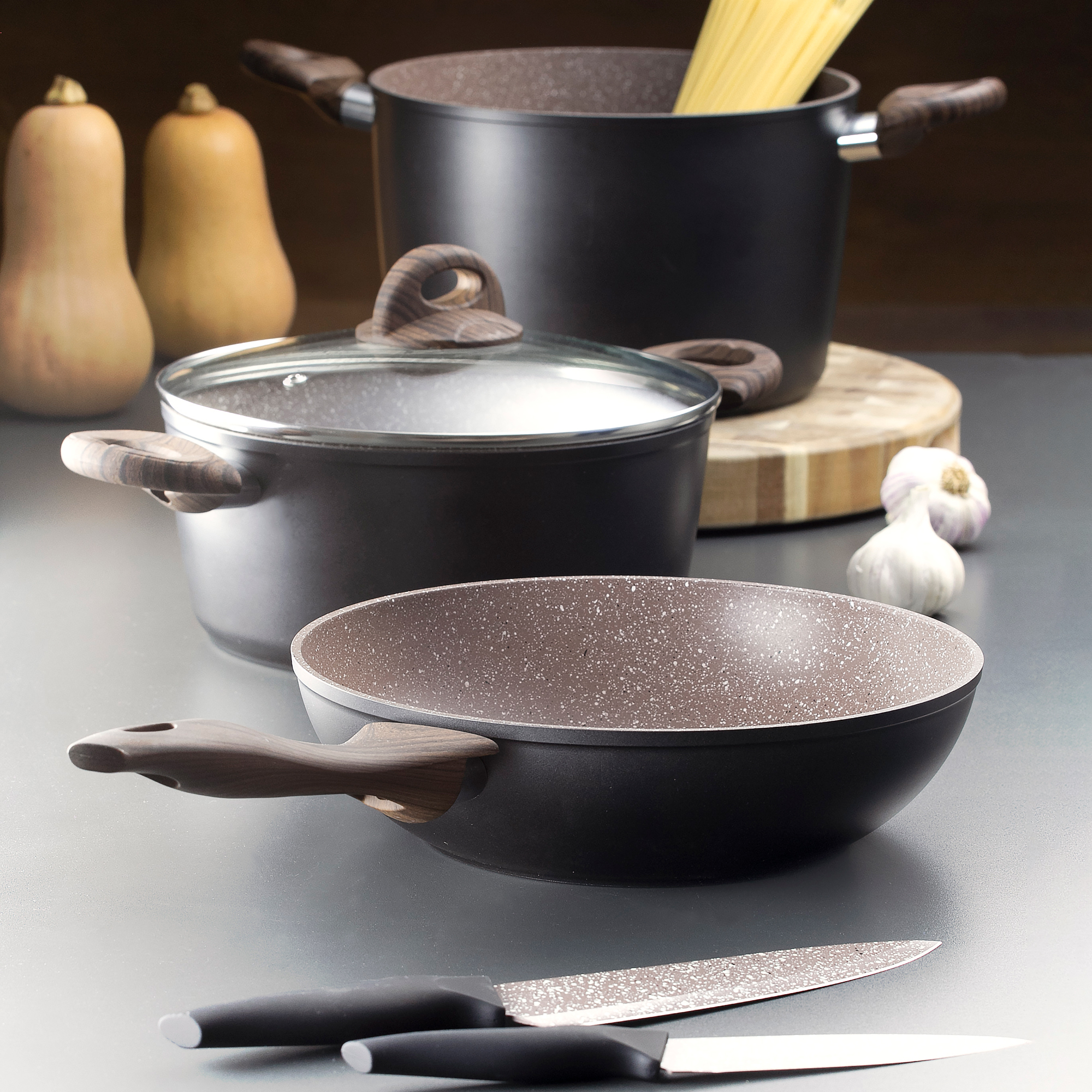 Pentola con coperchio Terra Qualum Basic Stone Edition 28 cm AMBITION