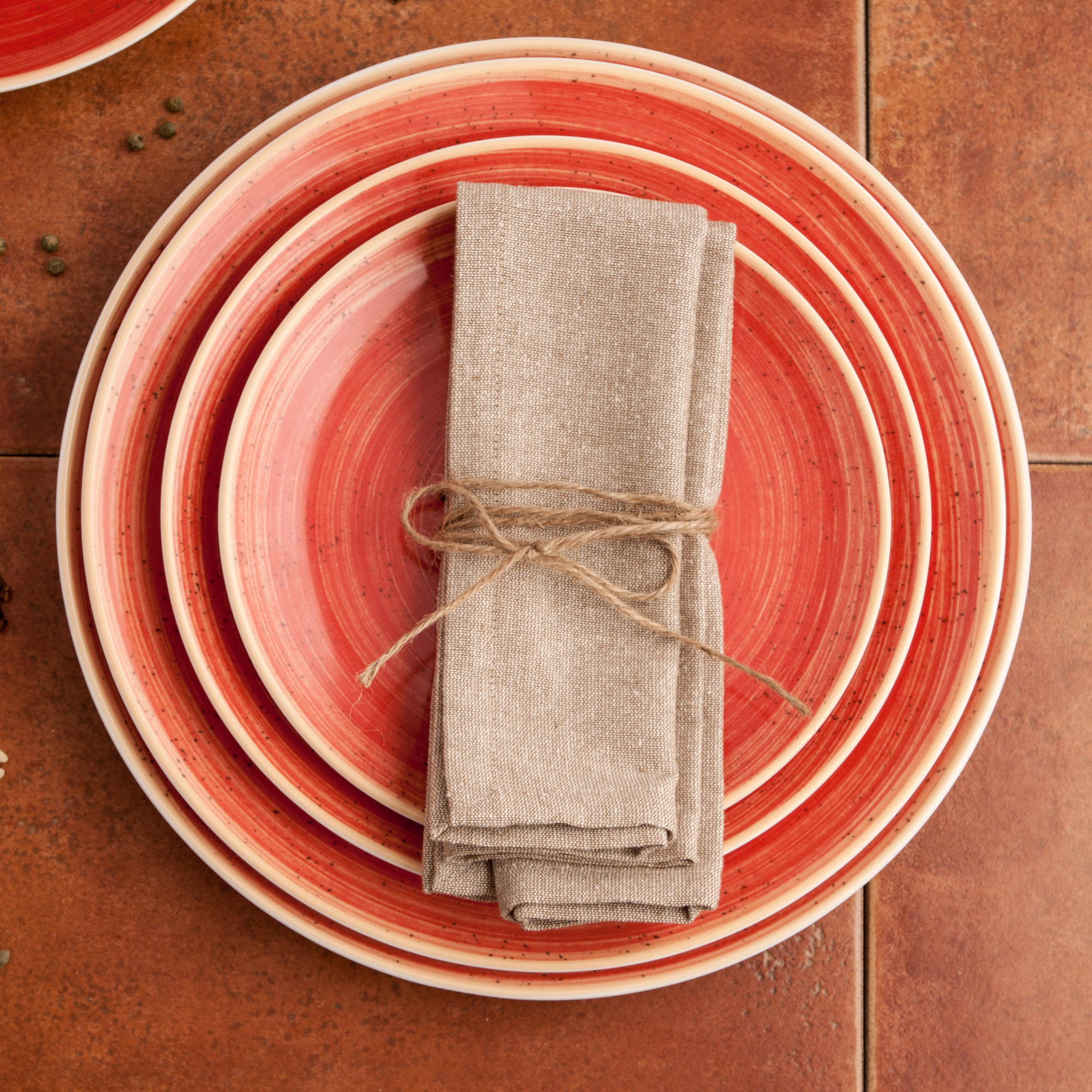 Porcelánový dezertní talíř Terra Red 18 cm ARIANE