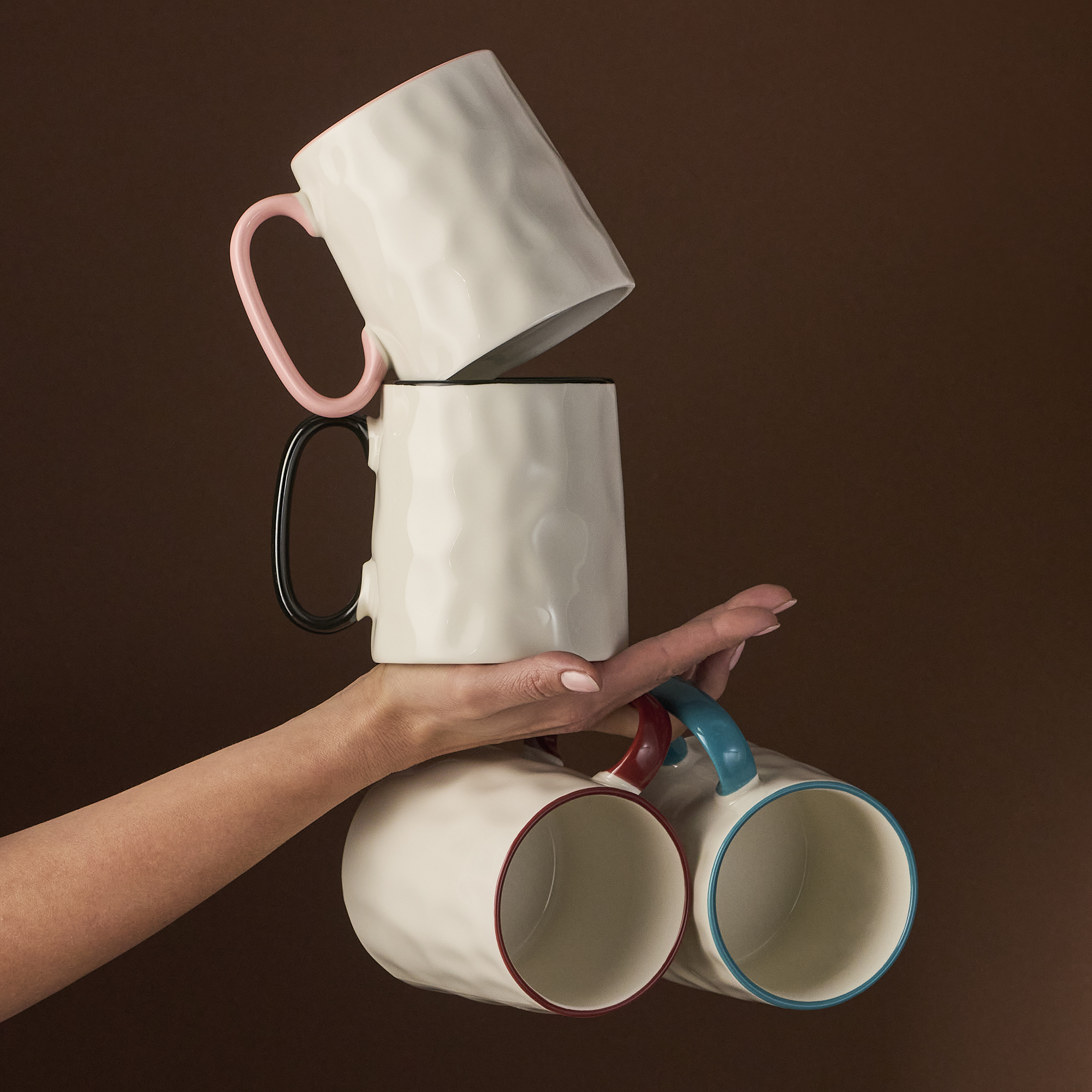 Porcelánový hrnek Zanzi se zeleným ouškem 400 ml AMBITION