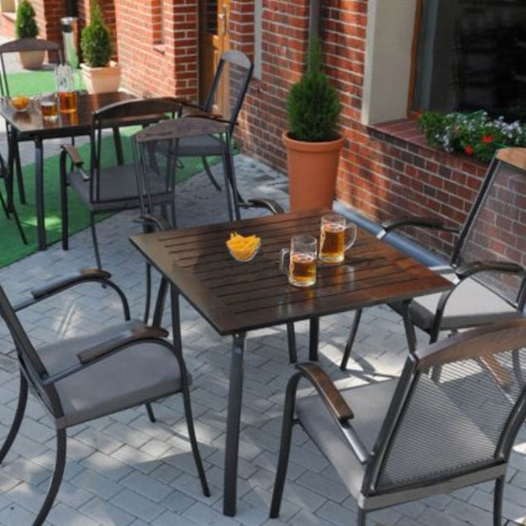 Stół ogrodowy Astor 90 x 90 cm PATIO