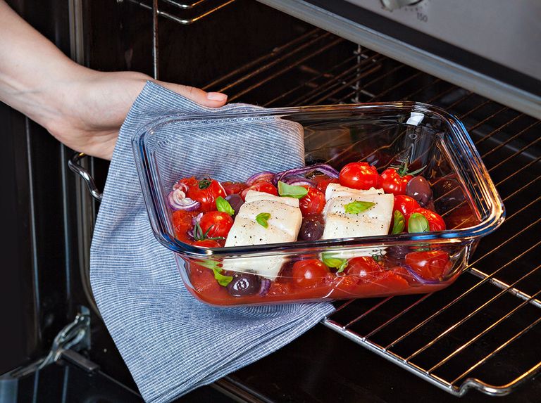 Pojemnik żaroodpodrny z pokrywką Cook & Go 30,6 x 23,3 cm 3,4 l PYREX
